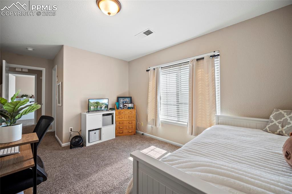 Image 39 of 48: Bedroom