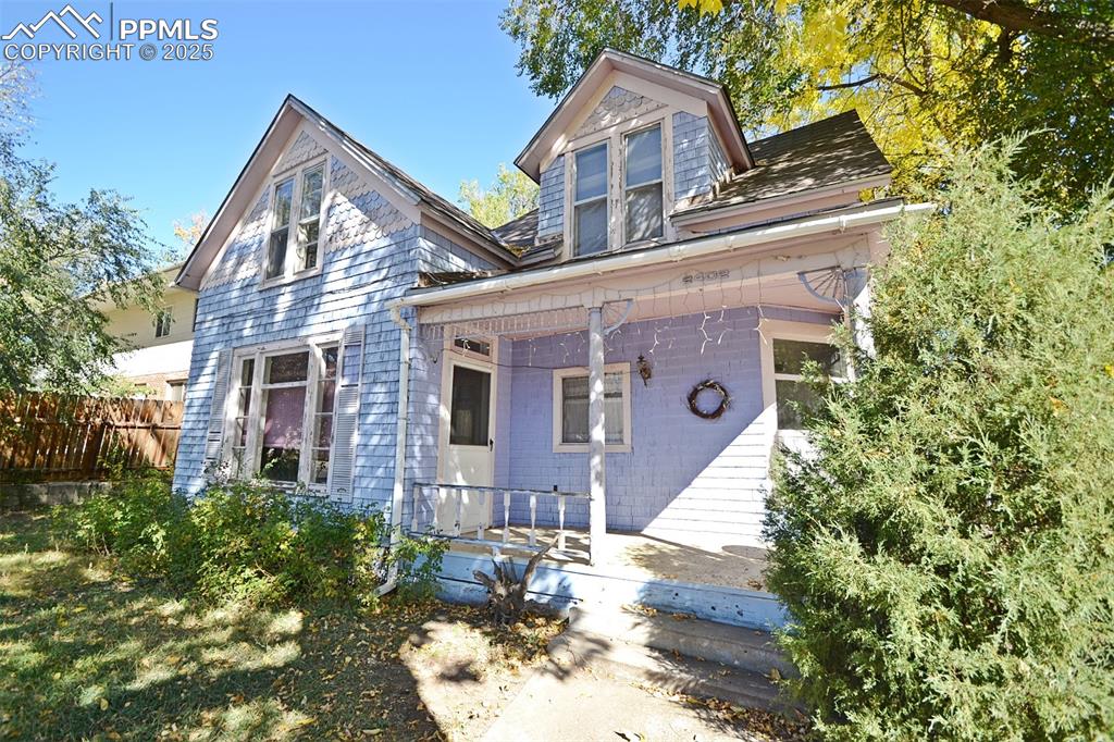 Image 2 of 41: Front of Structure