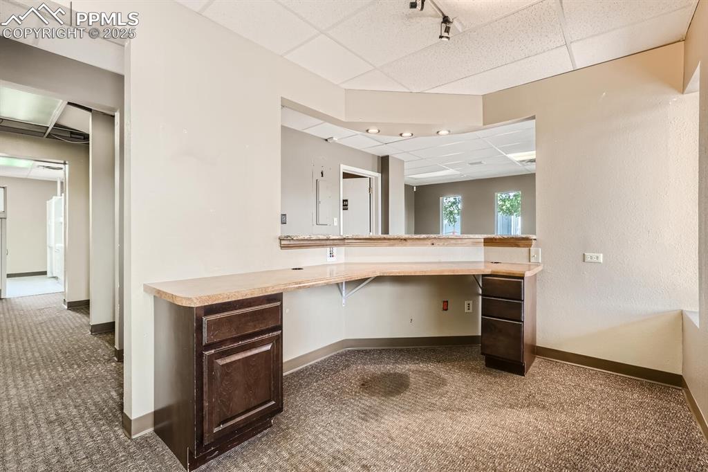 Image 27 of 28: No Description Available