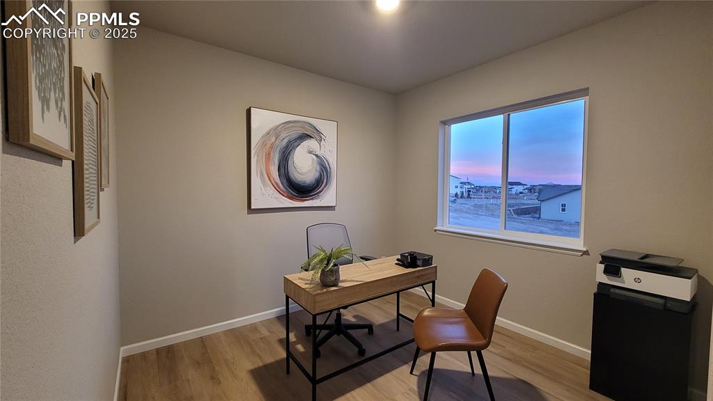 Image 26 of 33: Bedroom