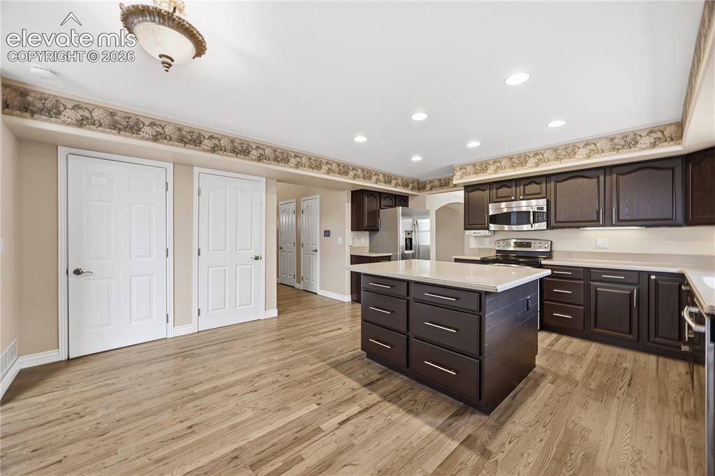 Image 13 of 42: Kitchen