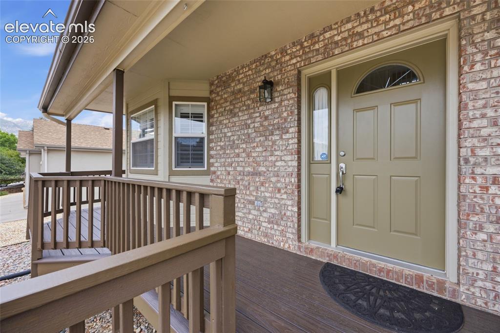 Image 6 of 42: Entry