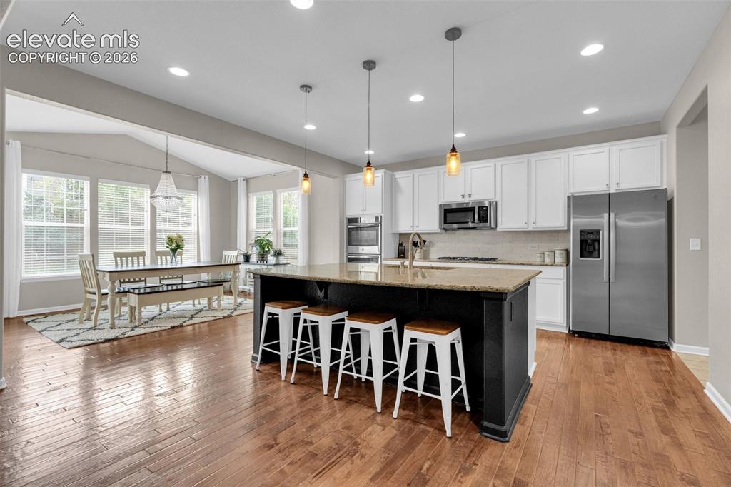 Image 12 of 48: Kitchen