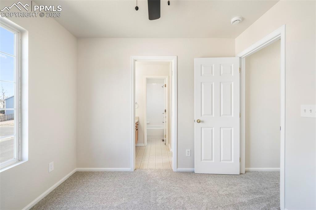 Image 35 of 47: Bedroom