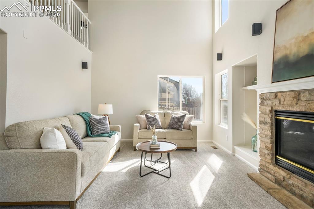 Image 7 of 47: Living Room