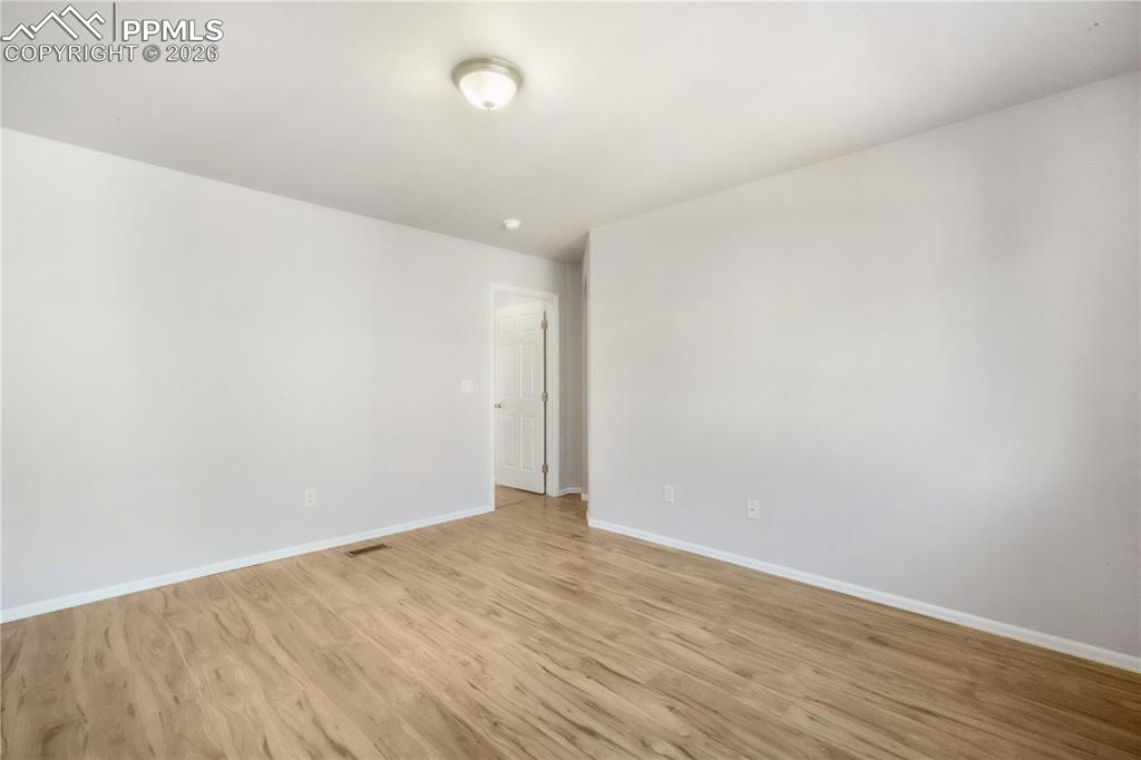 Image 20 of 50: Master Bedroom