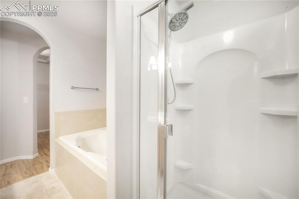 Image 25 of 50: Master Bathroom