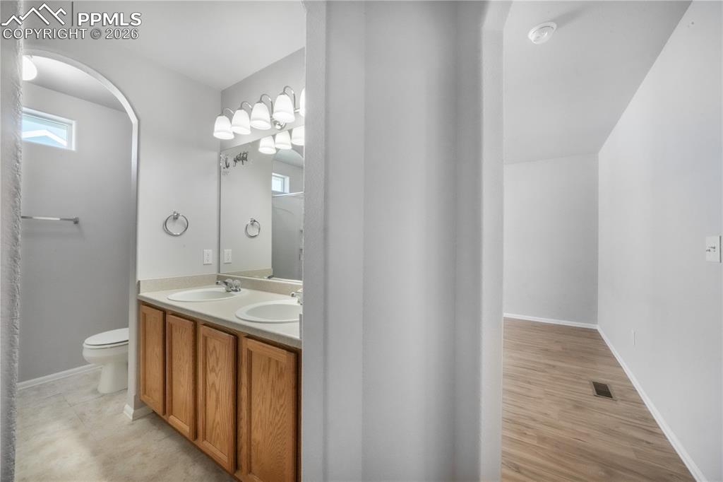 Image 26 of 50: Master Bathroom