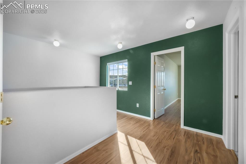 Image 29 of 50: Hallway