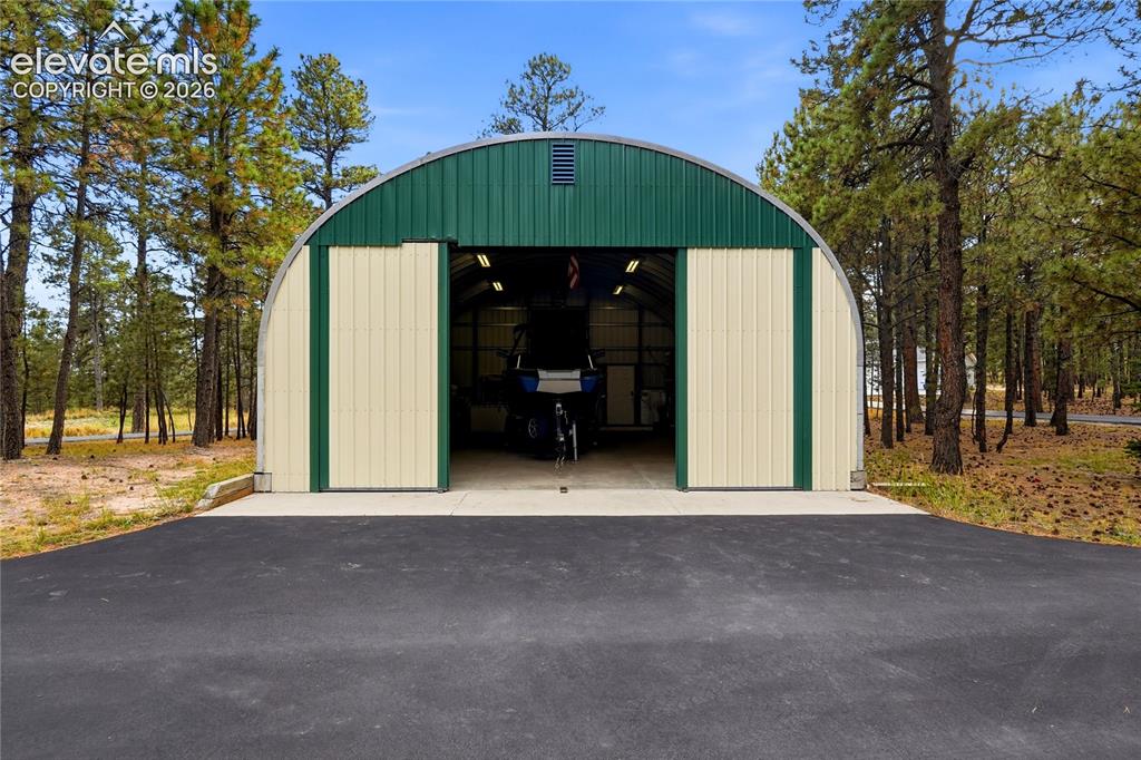 Image 33 of 43: RV/Boat garage