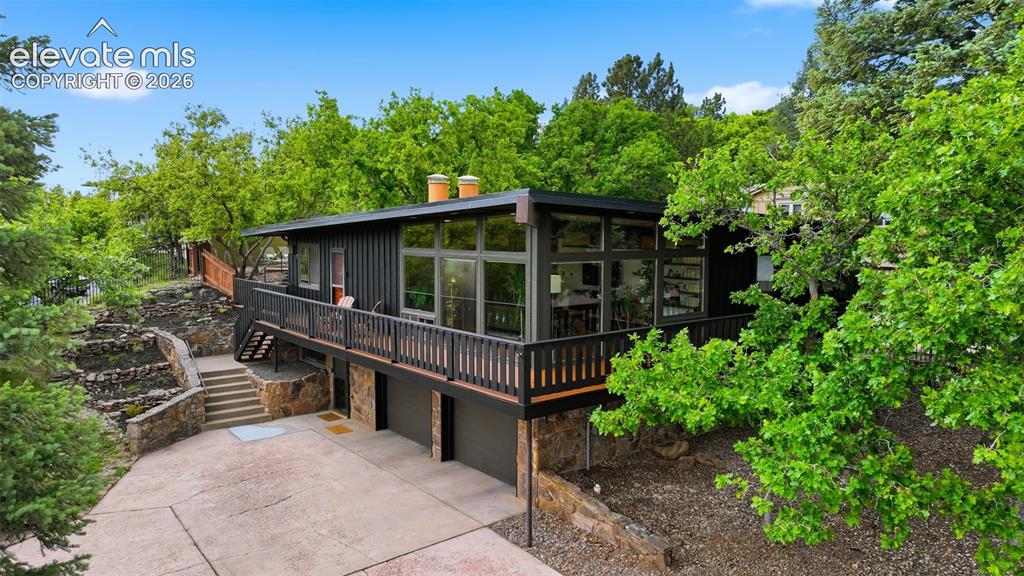 Image 1 of 50: Front of home