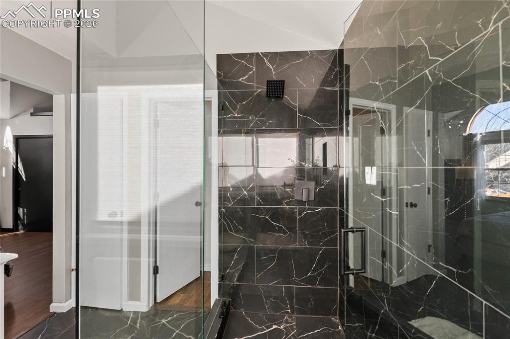 Image 22 of 36: Master Bathroom