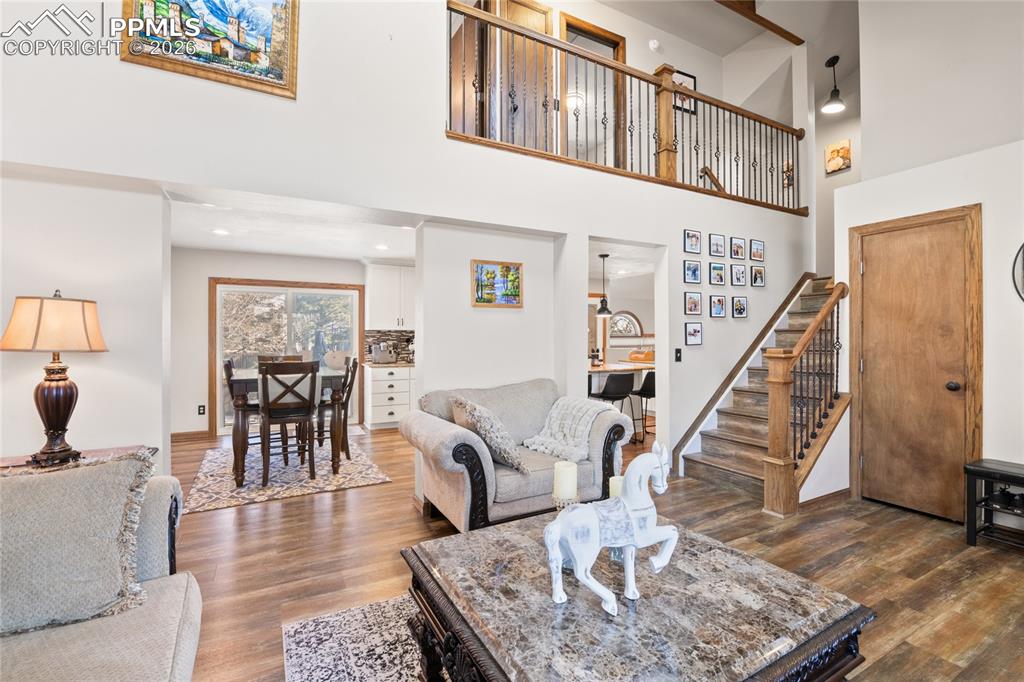 Image 6 of 36: Living Room