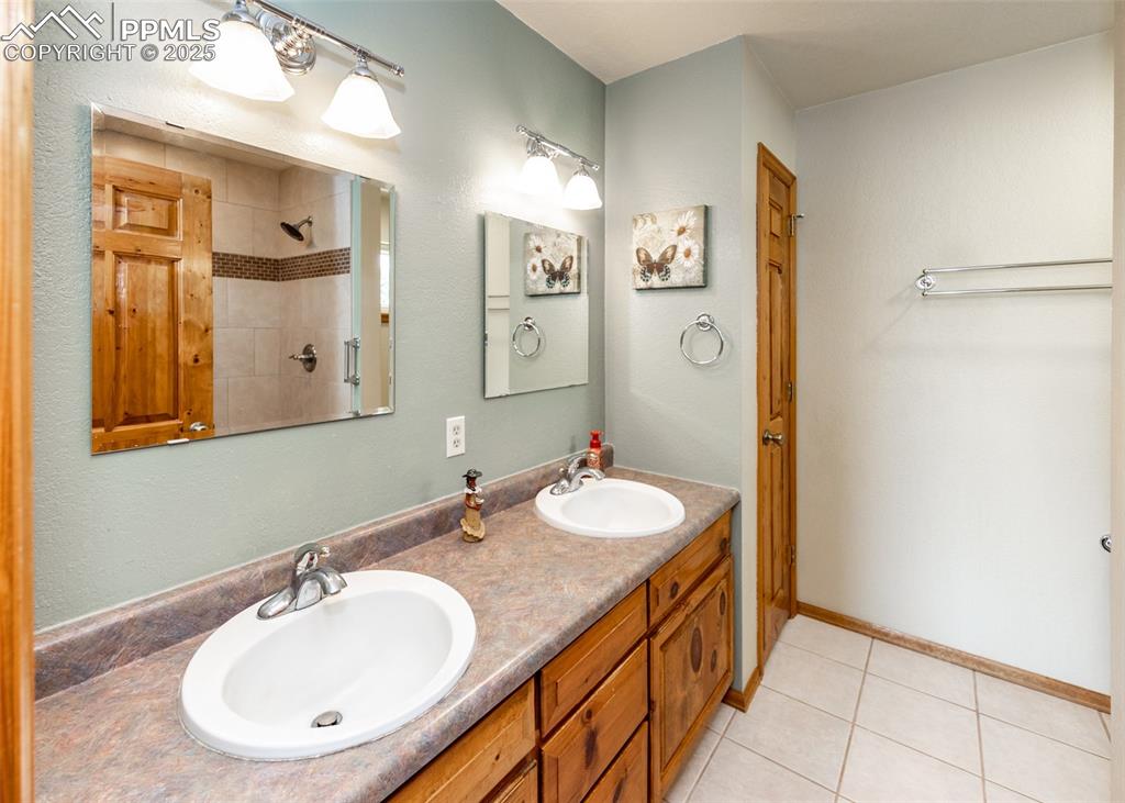 Image 28 of 48: Master Bathroom