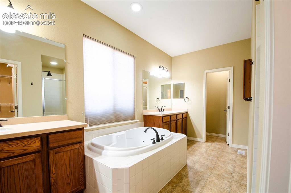 Image 29 of 48: Master Bathroom
