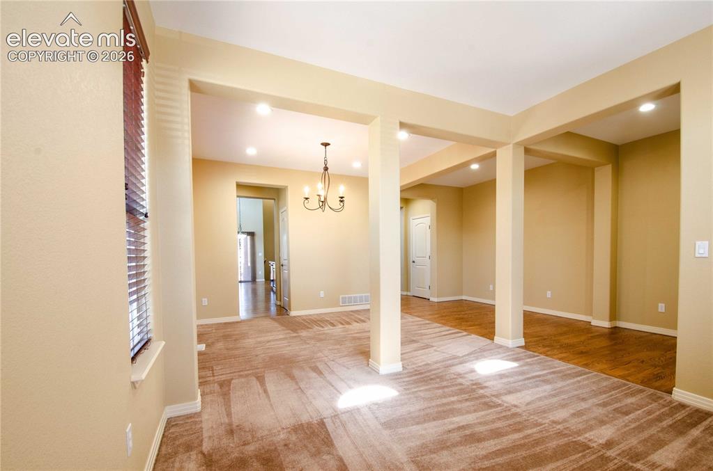 Image 9 of 48: Dining Room