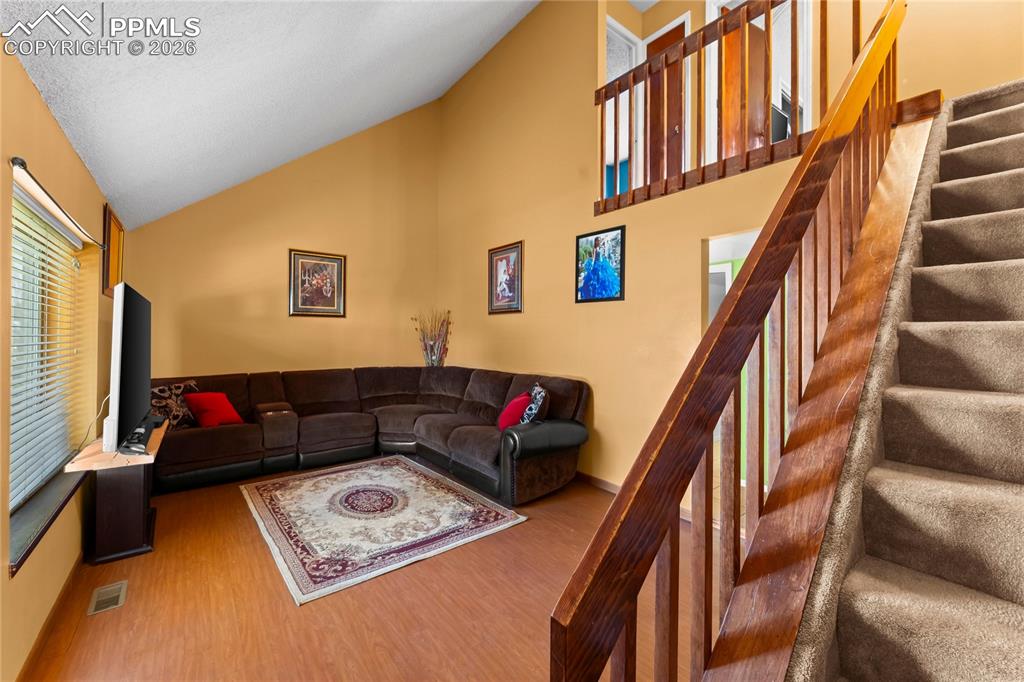 Image 3 of 25: Living Room