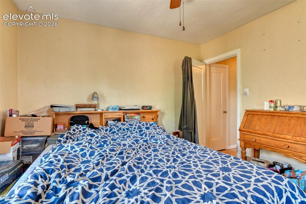 Image 14 of 38: Bedroom