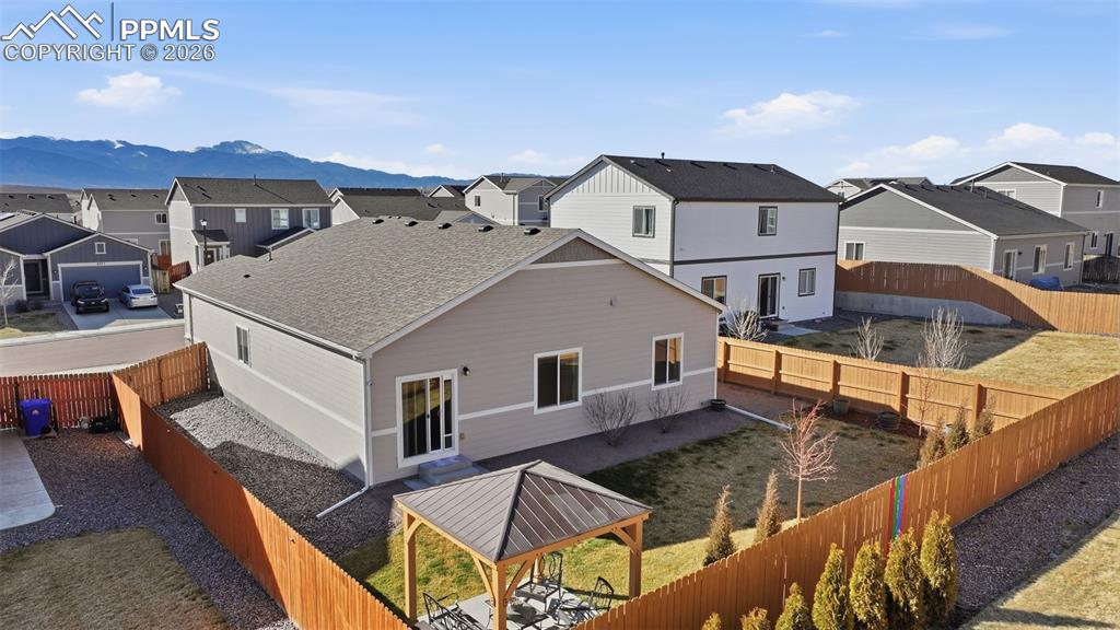 Image 8 of 43: Back of Structure