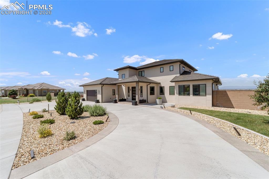 Image 3 of 50: Front of Structure