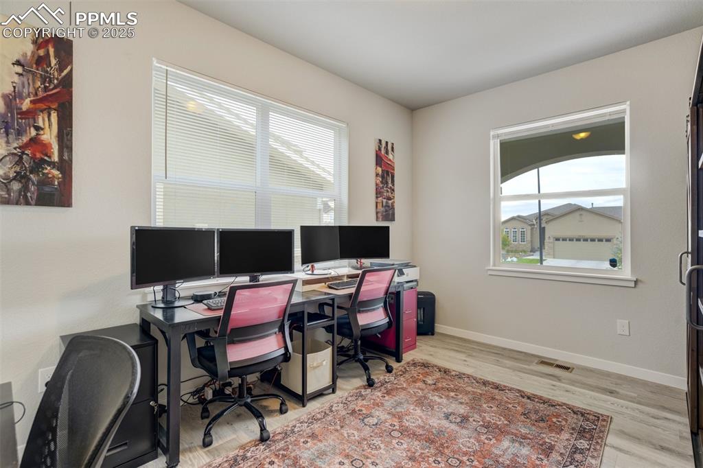 Image 13 of 49: Dedicated office space