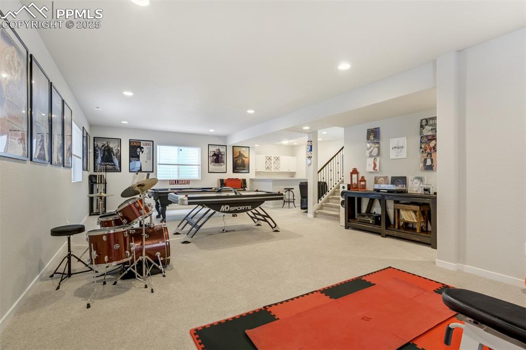 Image 32 of 49: Game Room