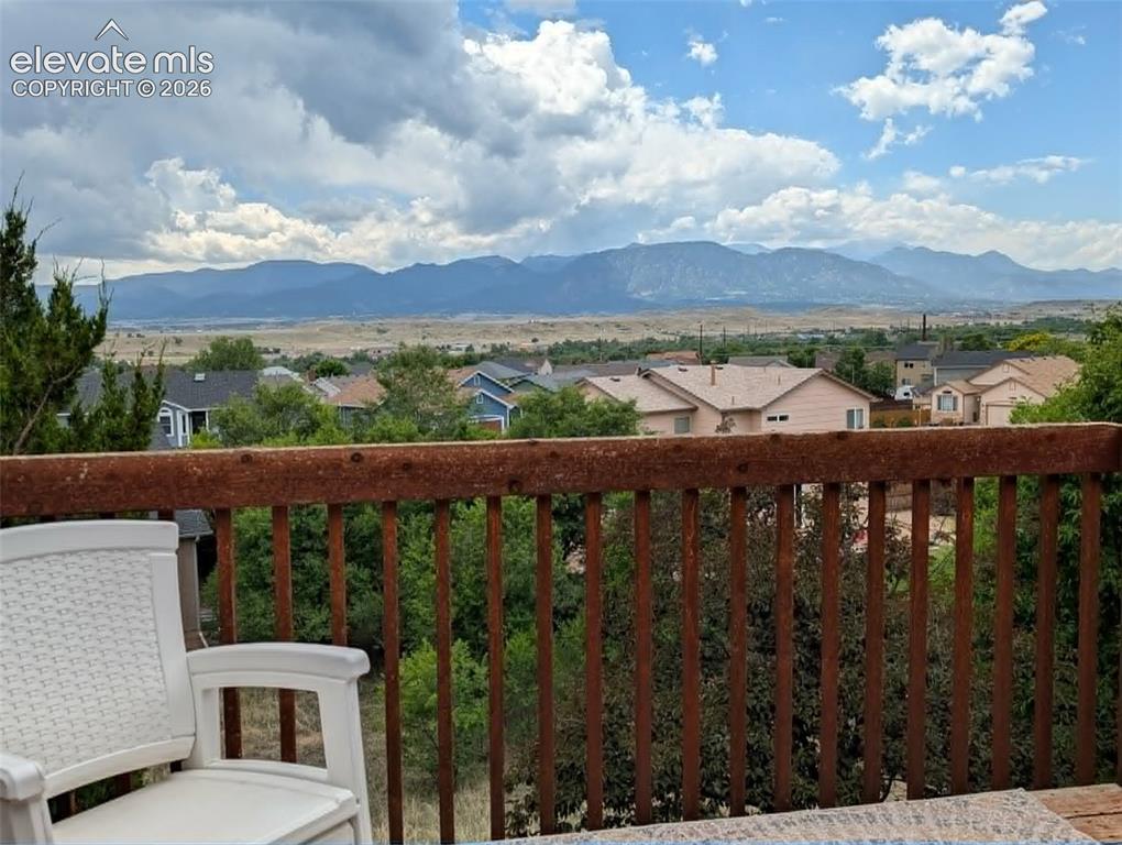 Image 31 of 50: Look at that unobstructed view of the mountains
