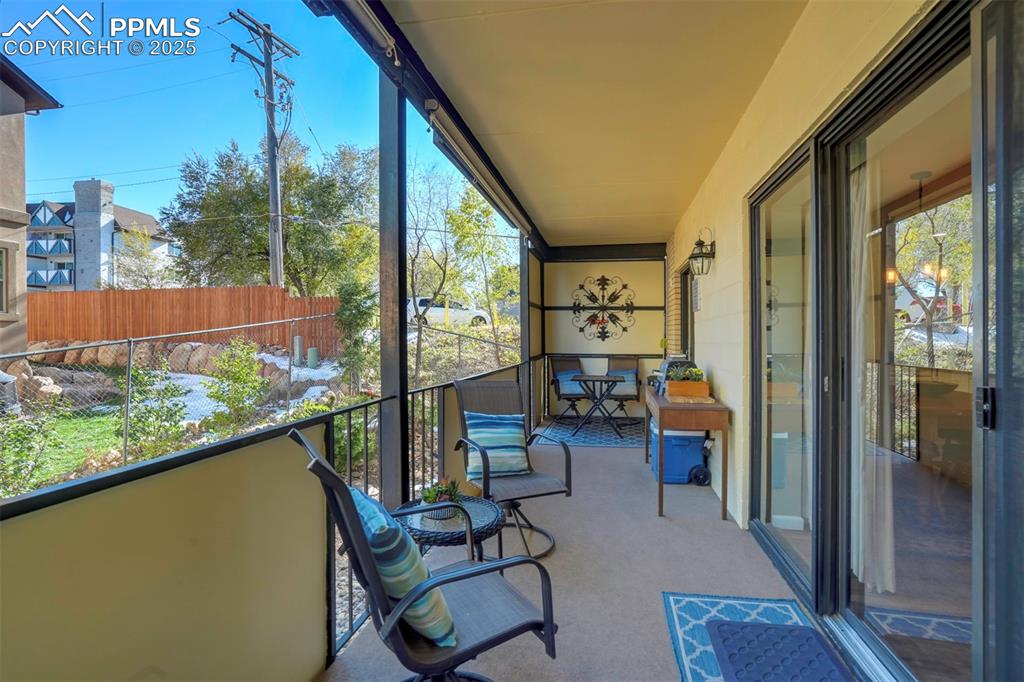 Image 25 of 25: Balcony