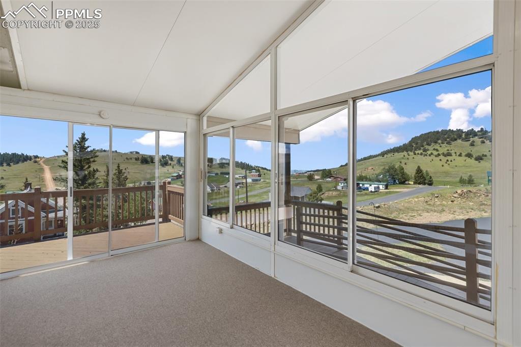 Image 11 of 38: Set back from May St. for a lookout advantage and big views of the surround