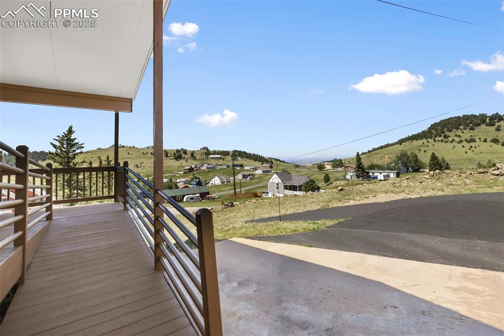 Image 8 of 38: Easy ramp access into the home.
