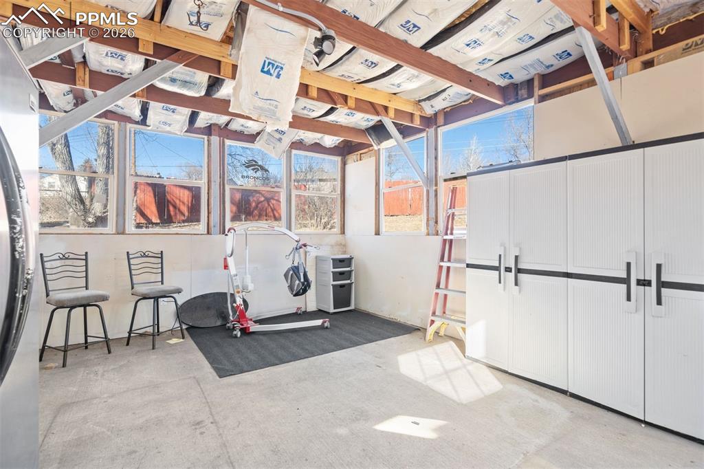 Image 13 of 32: Sun Room