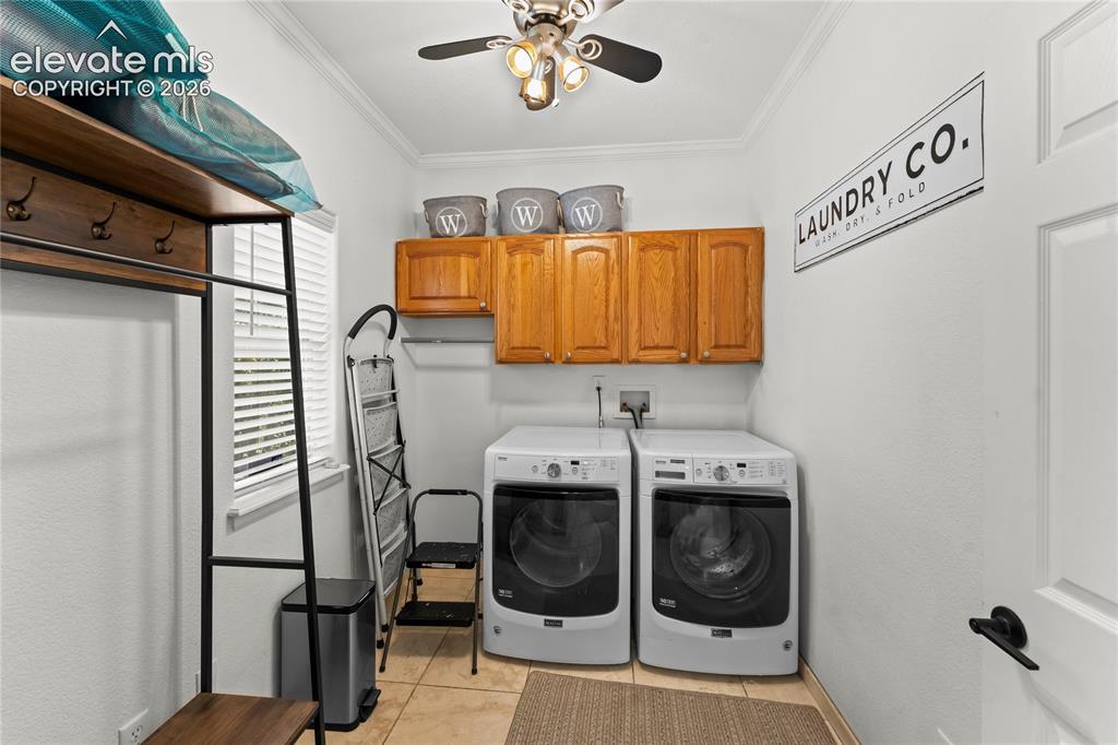 Image 23 of 39: Laundry