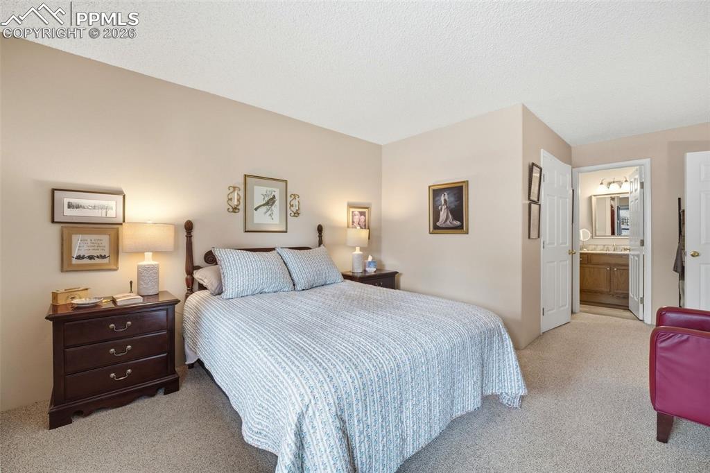 Image 17 of 41: Master Bedroom