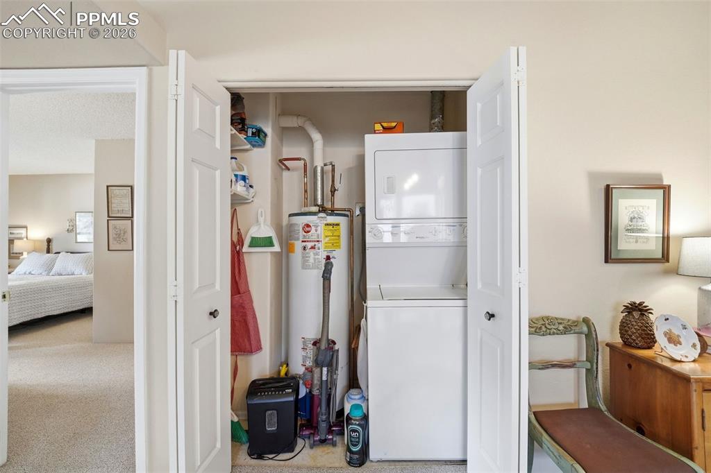 Image 25 of 41: Laundry