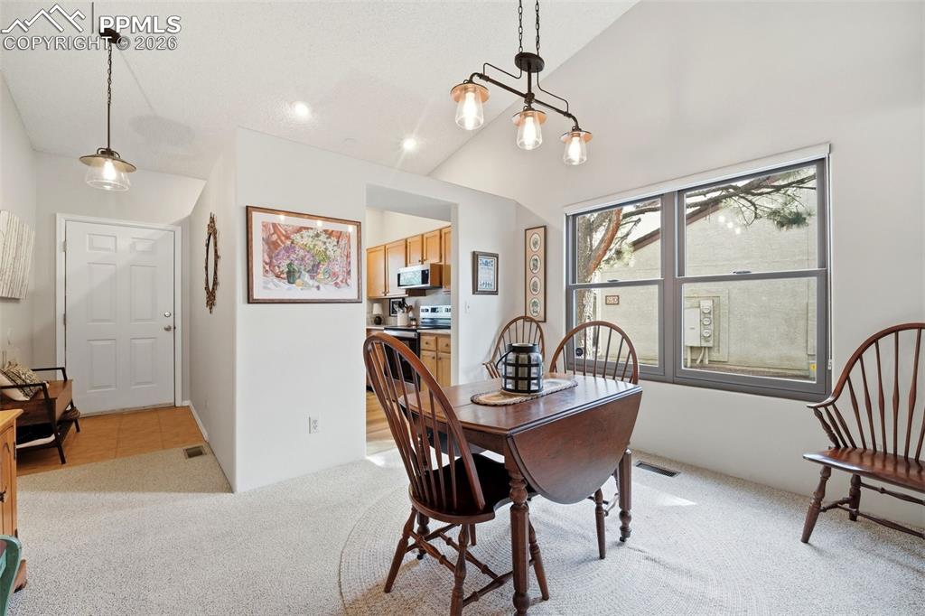 Image 4 of 41: Dining Area