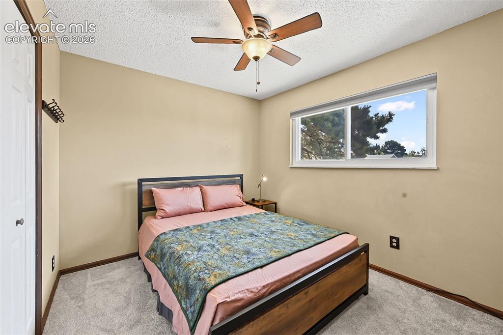 Image 16 of 35: Bedroom