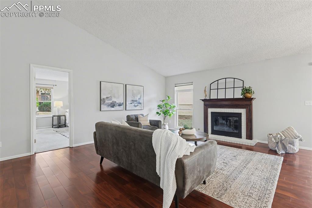 Image 5 of 28: Living Room