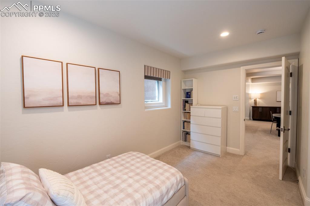 Image 46 of 50: Lower Level