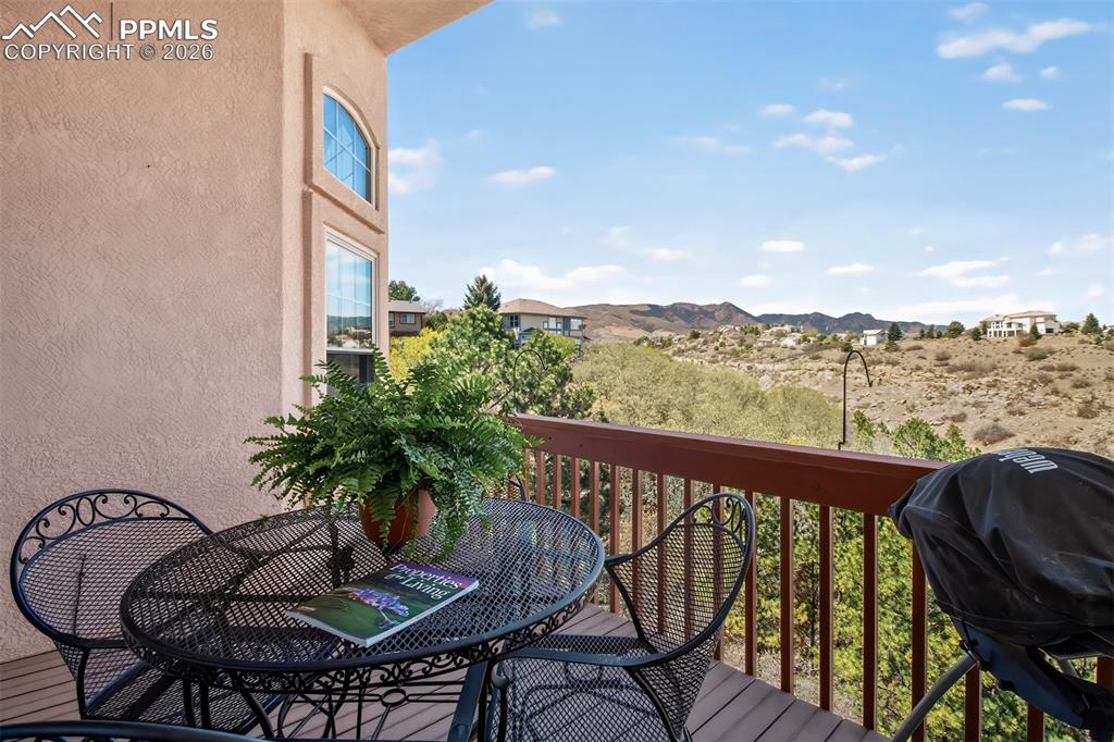 Image 35 of 42: Balcony