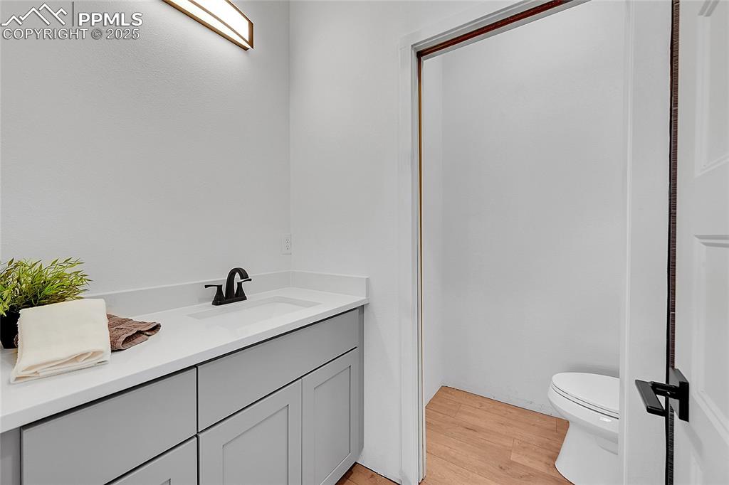 Image 19 of 27: Master Bathroom