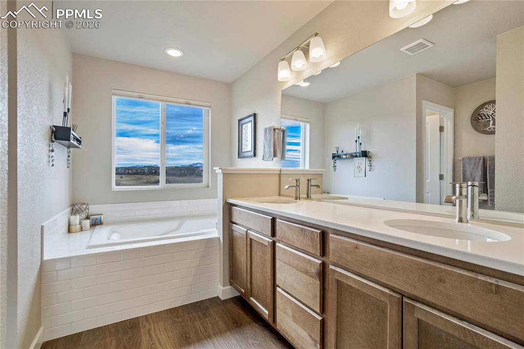 Image 23 of 50: Master Bathroom