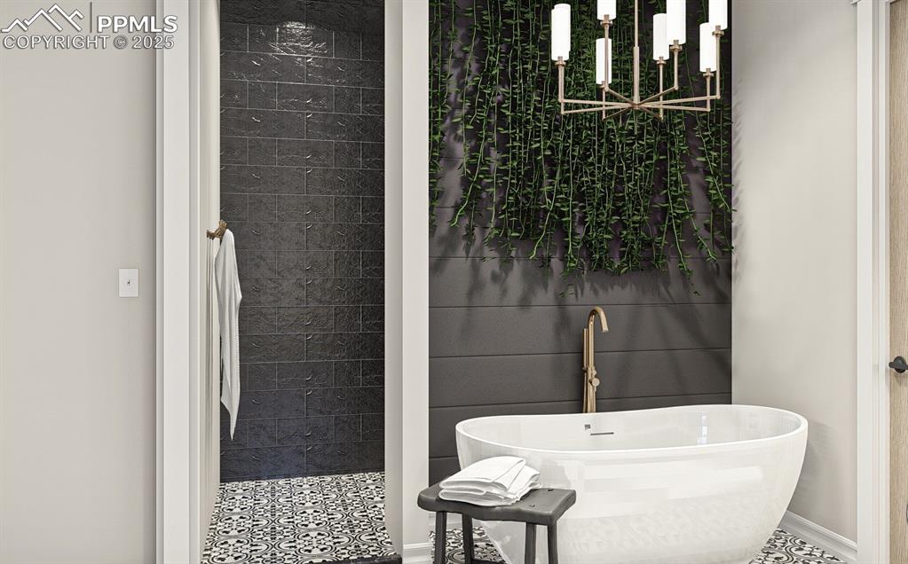 Image 8 of 18: Bathroom