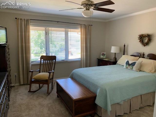 Image 32 of 48: Large guest bedroom upstairs.