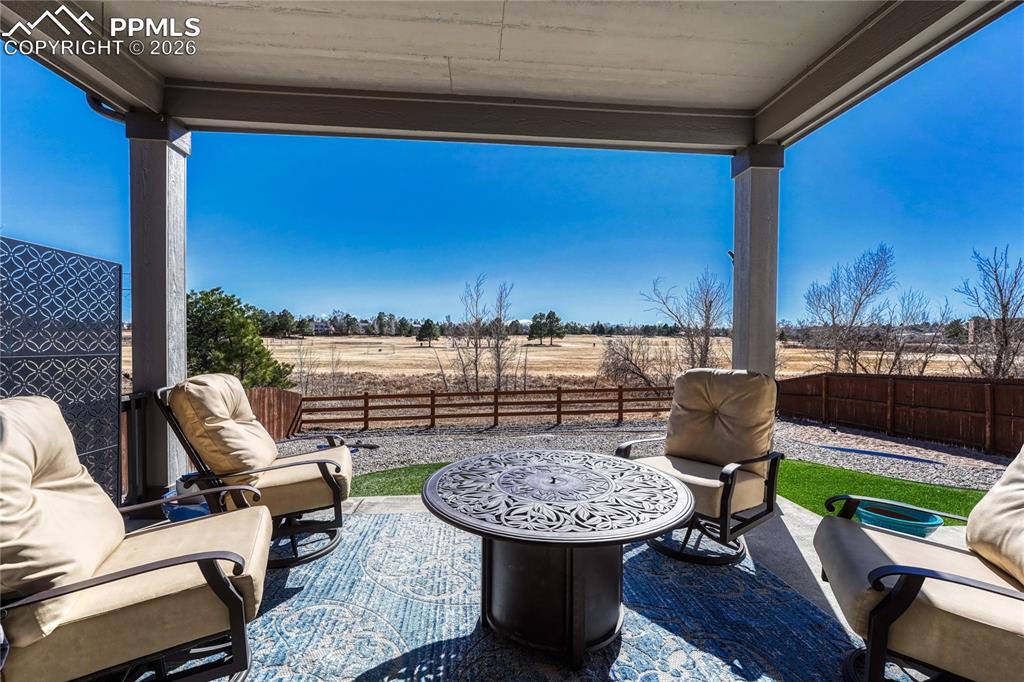 Image 17 of 44: Laundry