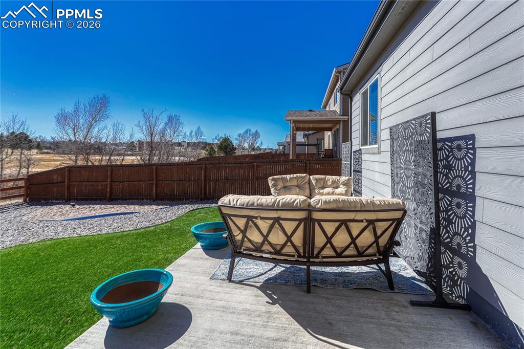 Image 18 of 44: Patio