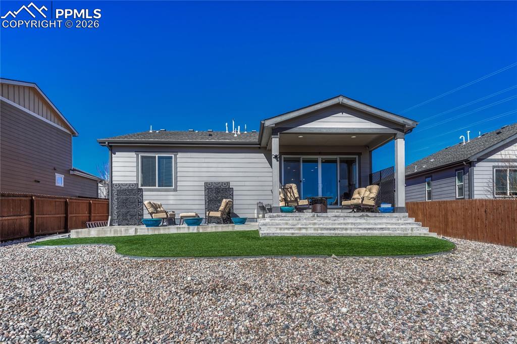 Image 34 of 44: Back of Structure