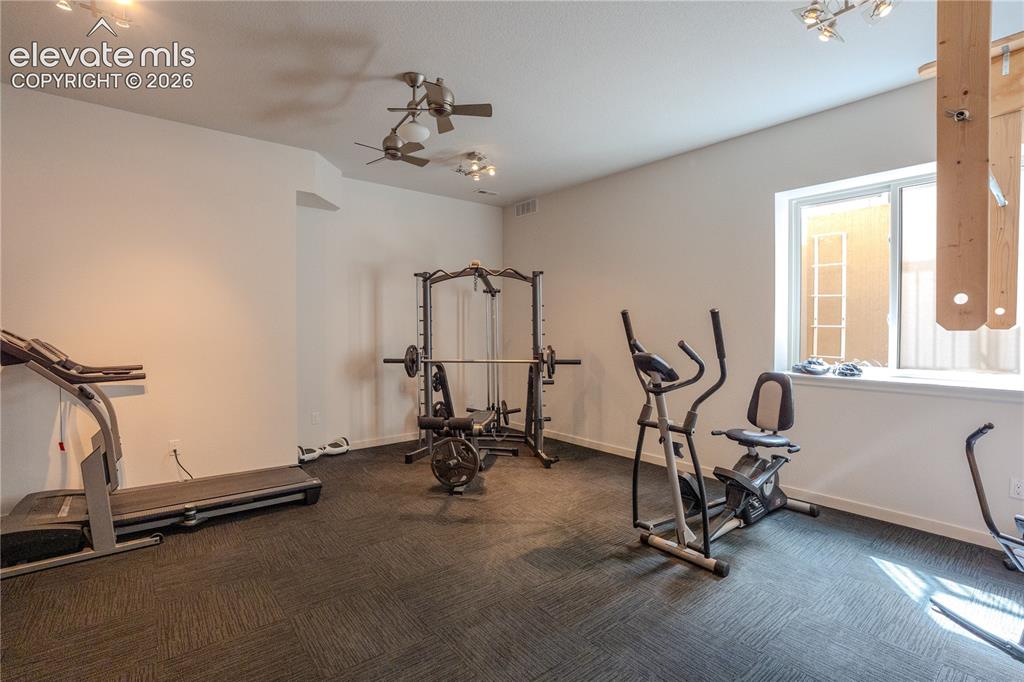 Image 42 of 50: Make this room what you want or leave it the way it is and enjoy!