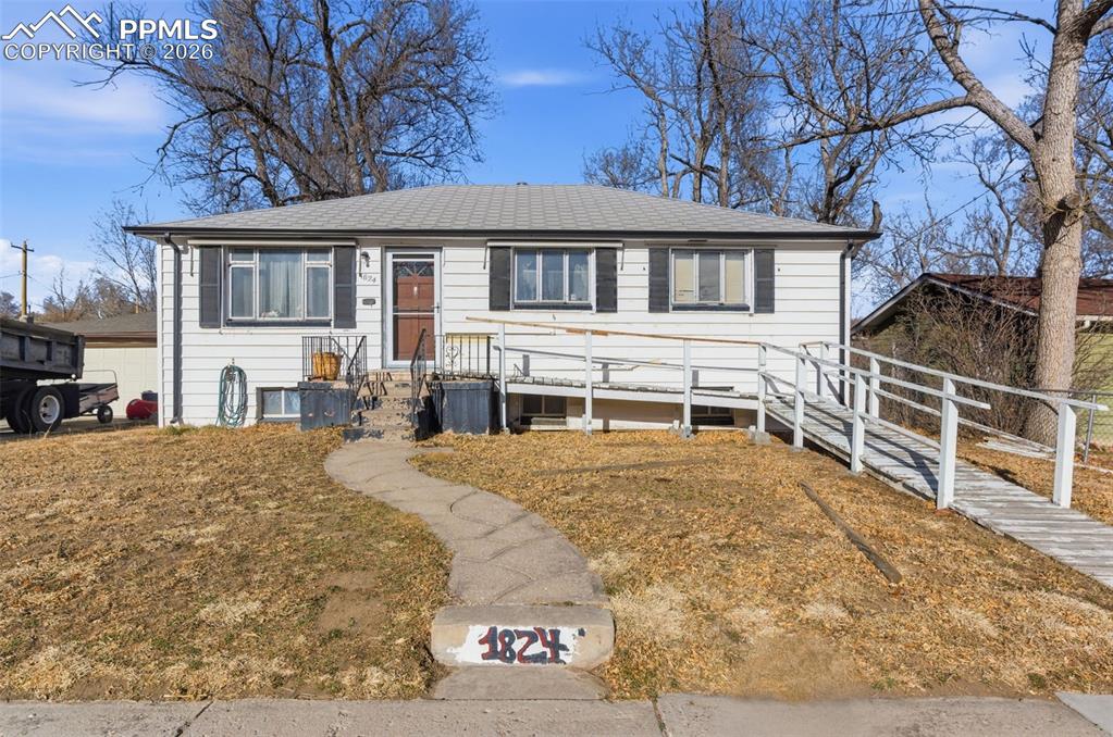 Image 2 of 35: View of front of property