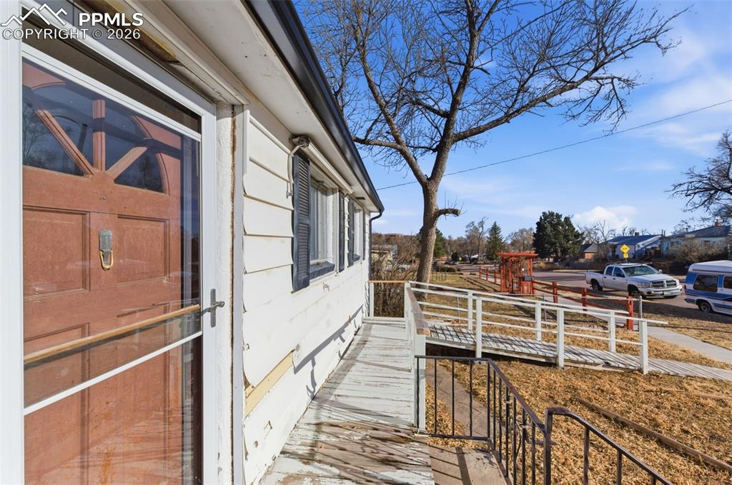 Image 4 of 35: Doorway to property