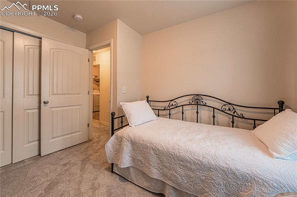 Image 41 of 45: Bedroom